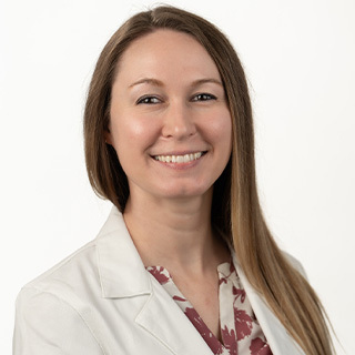 Kari Whatley headshot.