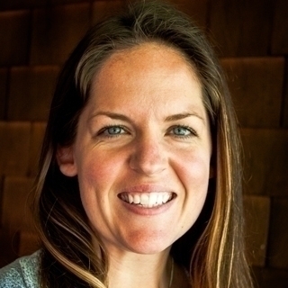 Lauren Gambill headshot.