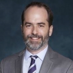 Headshot of Pedro Teixeira.